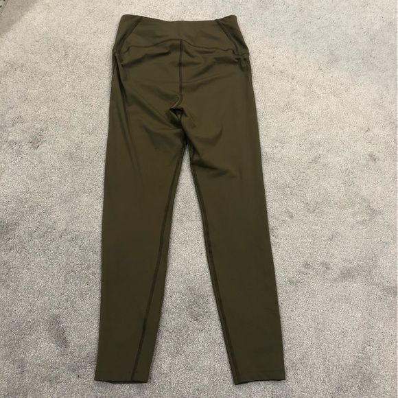 Mono b Olive Green Stretchy Lightweight Leggings with hidden Front Waist Pocket - Picture 2 of 7